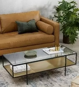 medium table 010